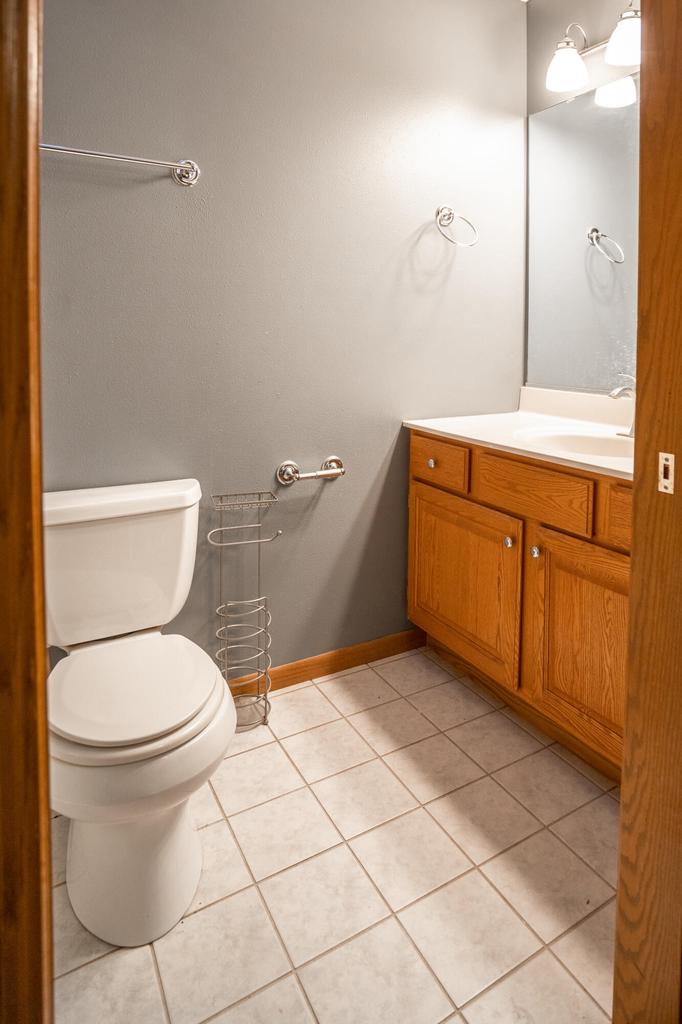 1007 2nd AVENUE EAST East