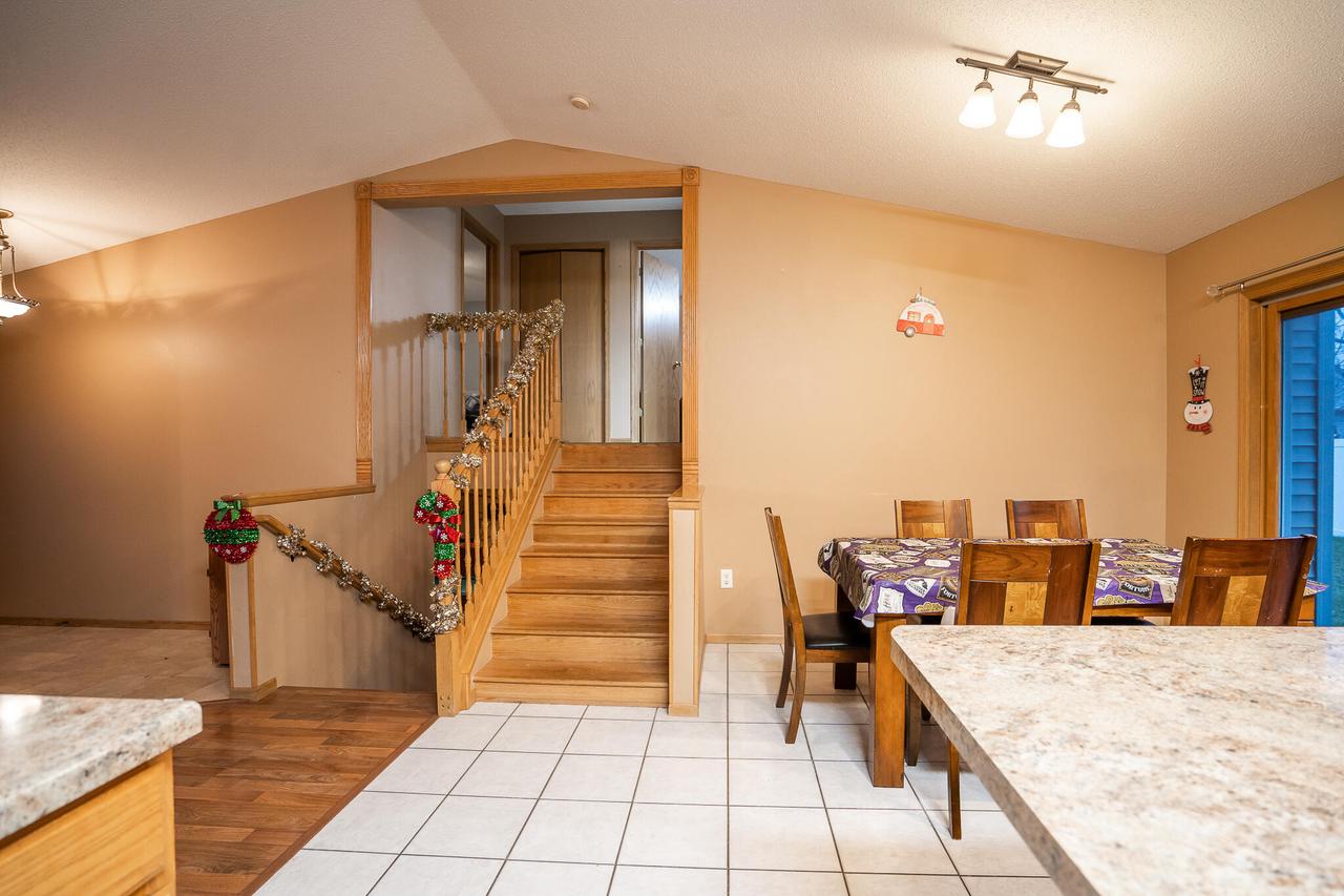 1007 2nd AVENUE EAST East