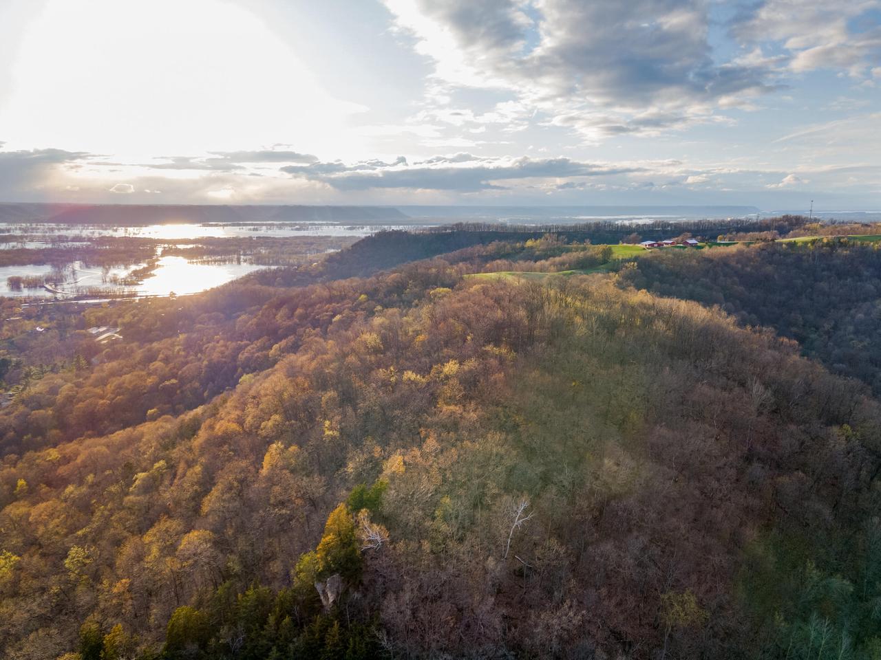 000 CEDAR HILLS LANE