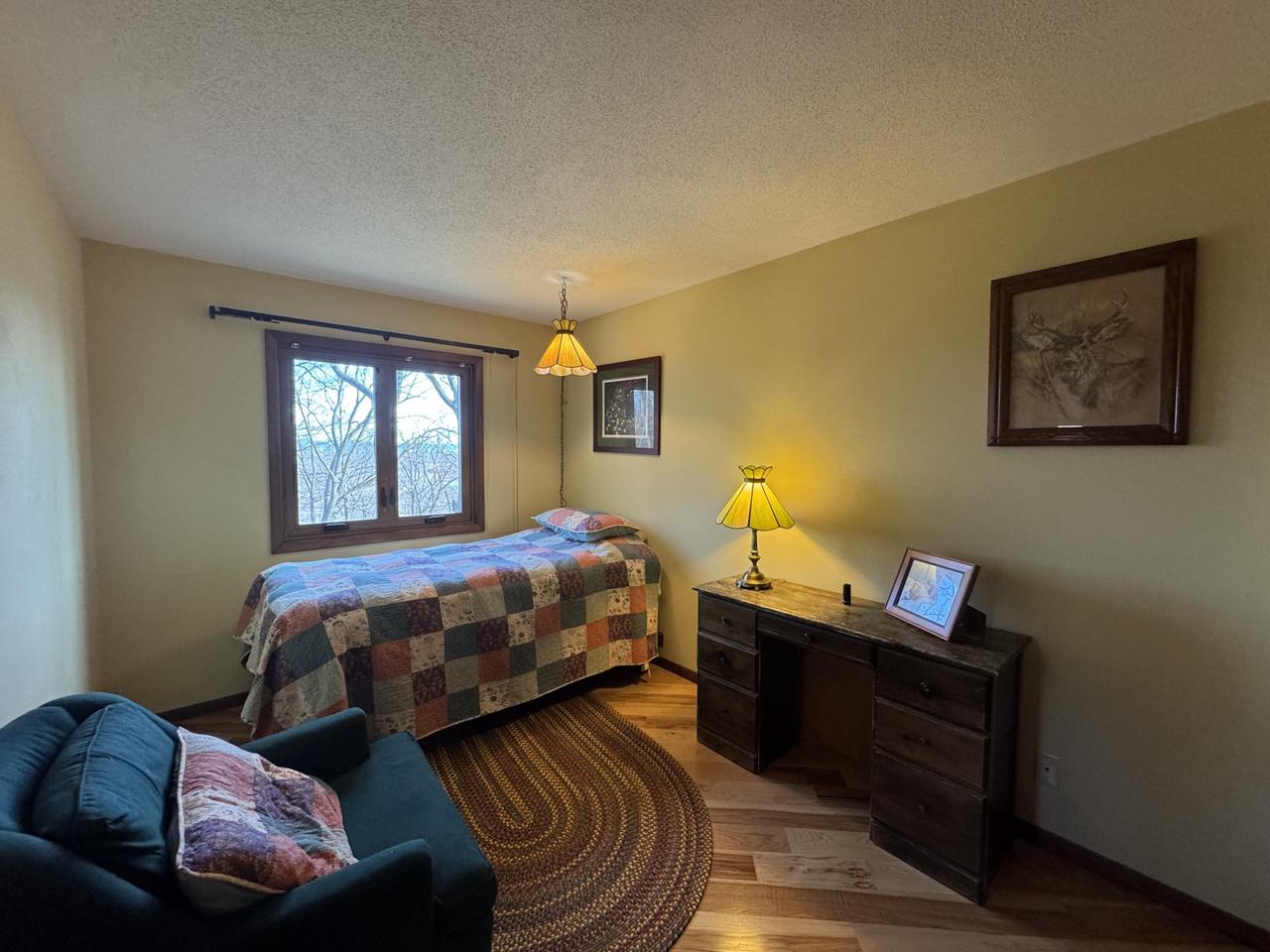 301 Hillview BOULEVARD