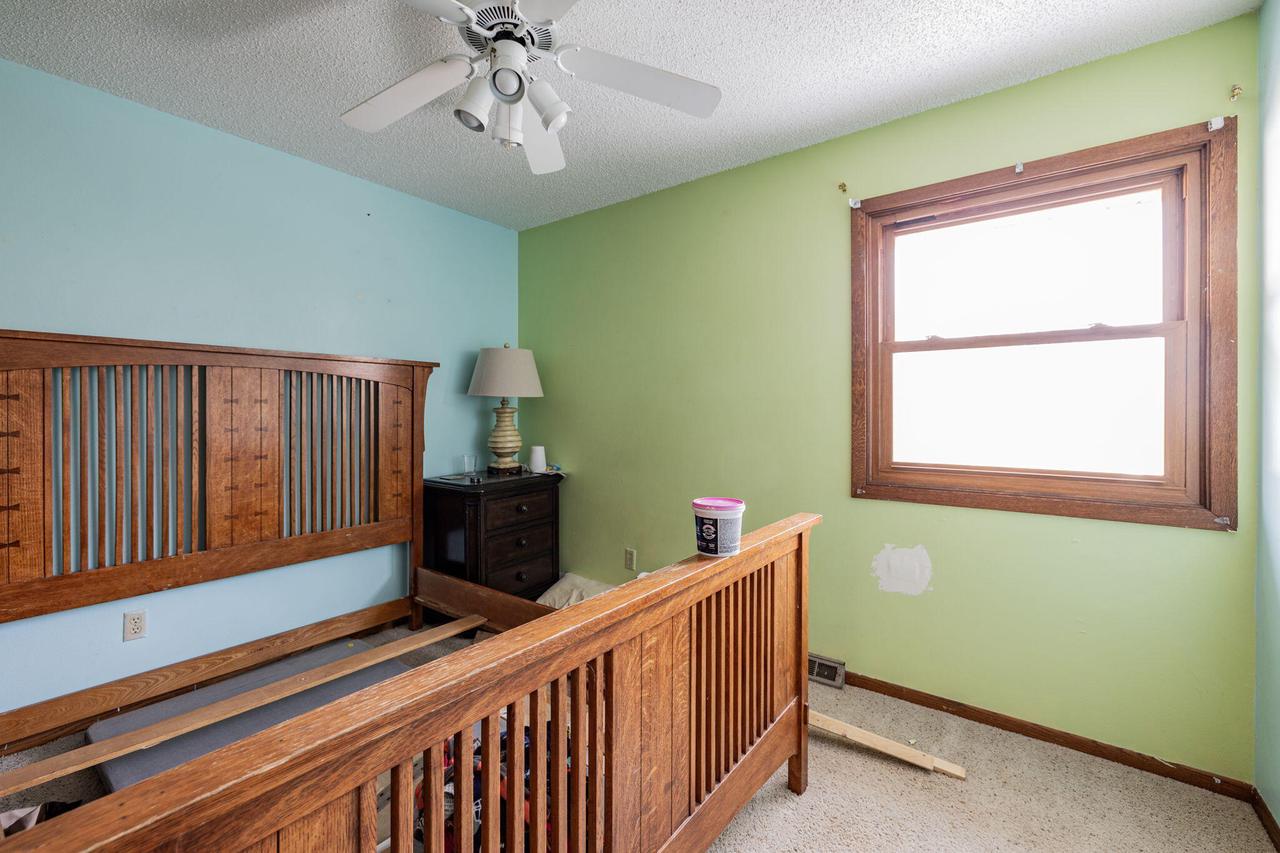 1112 Parkridge DRIVE