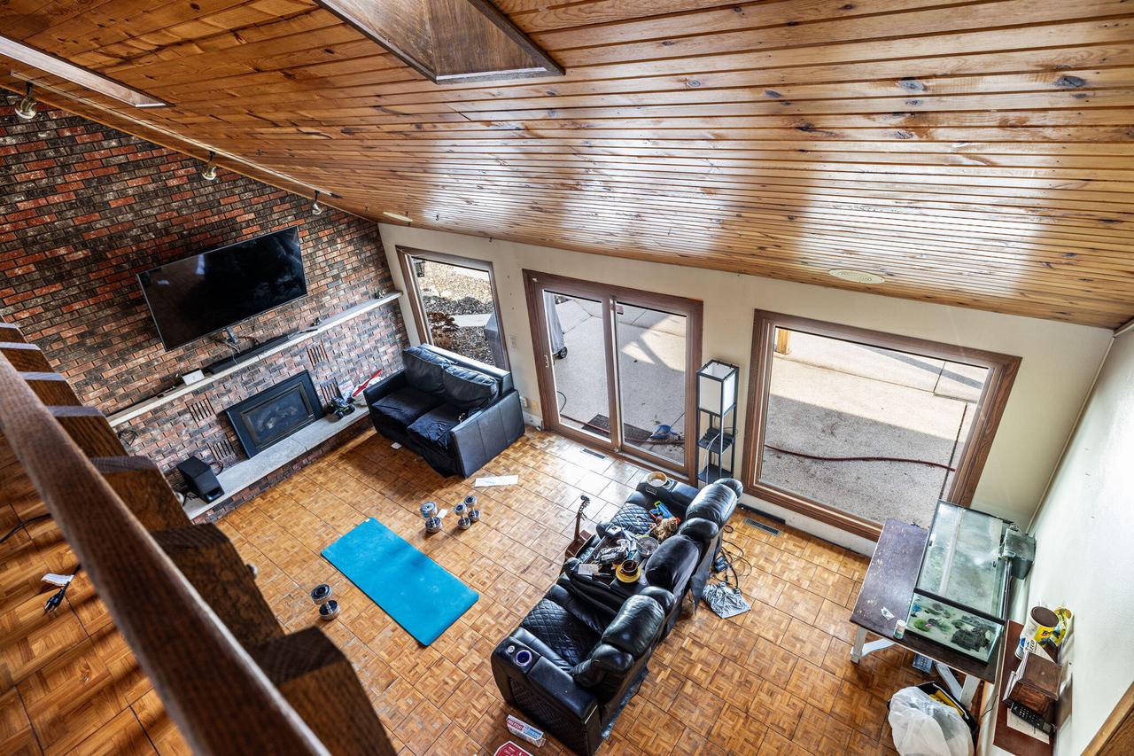 1112 Parkridge DRIVE