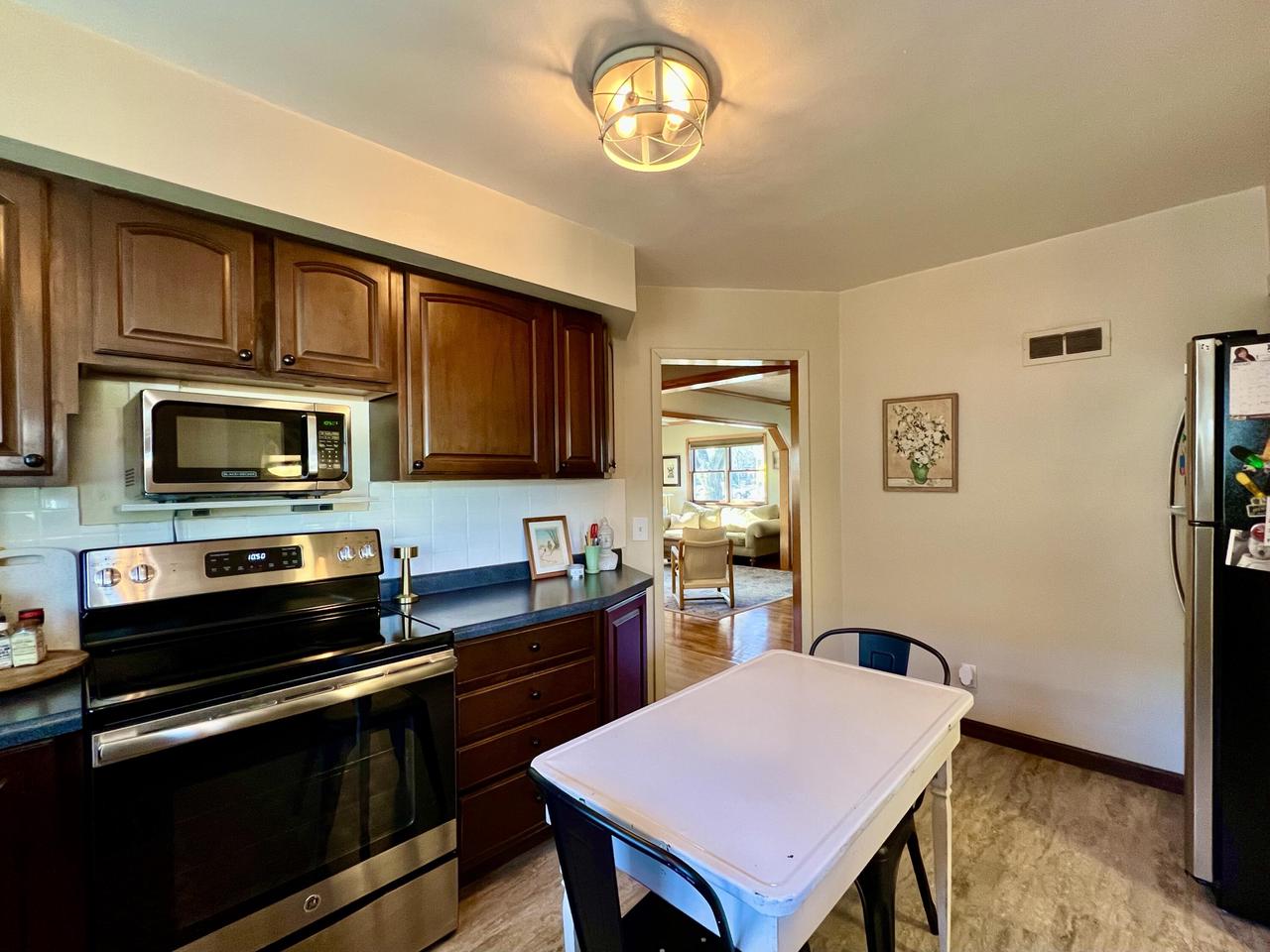 2101 Green Bay STREET