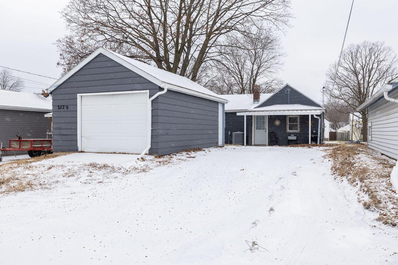 2529 17th STREET SOUTH South