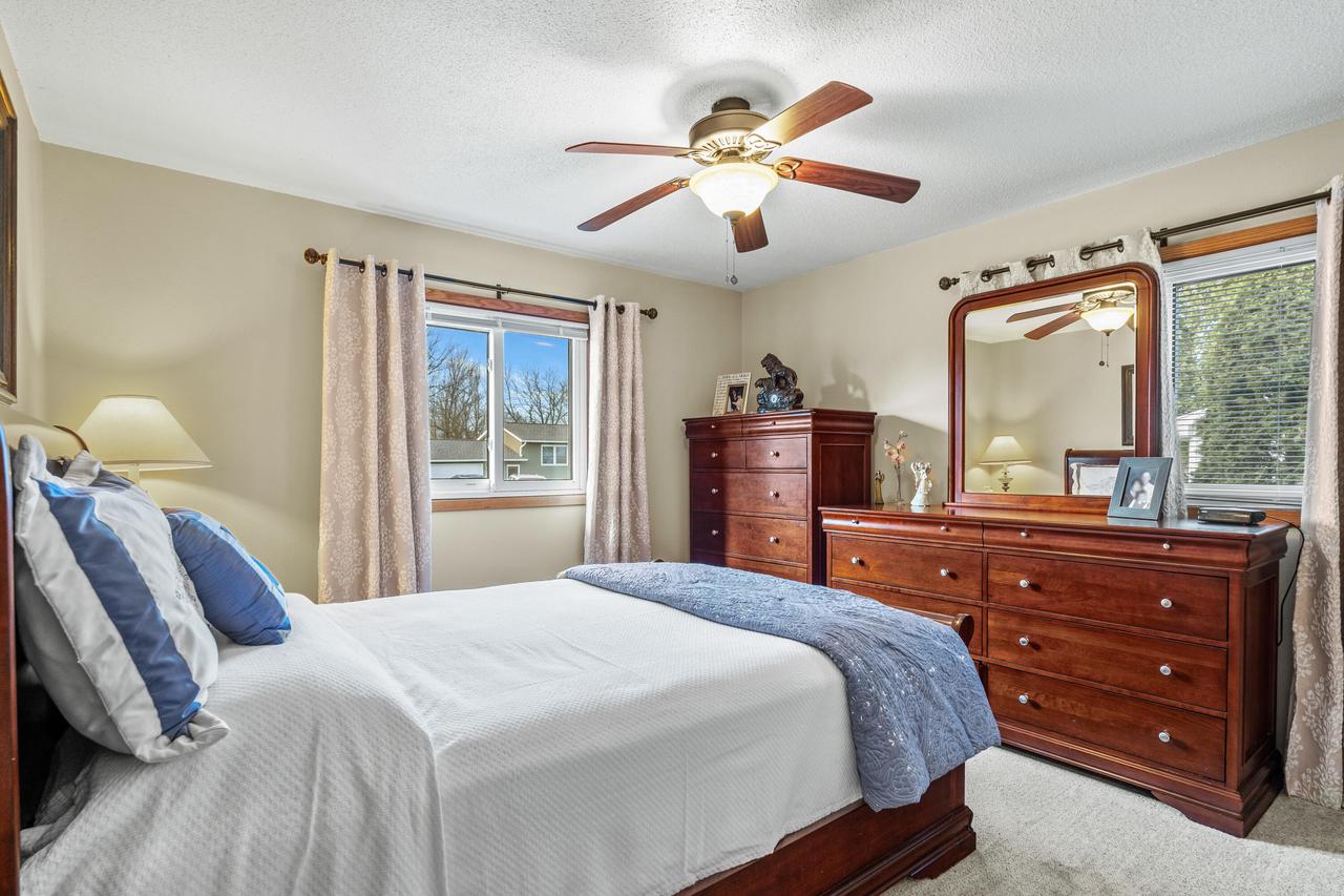 W8408 Woodview DRIVE