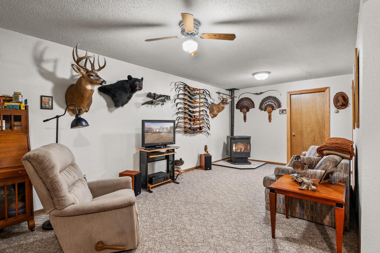 W8408 Woodview DRIVE