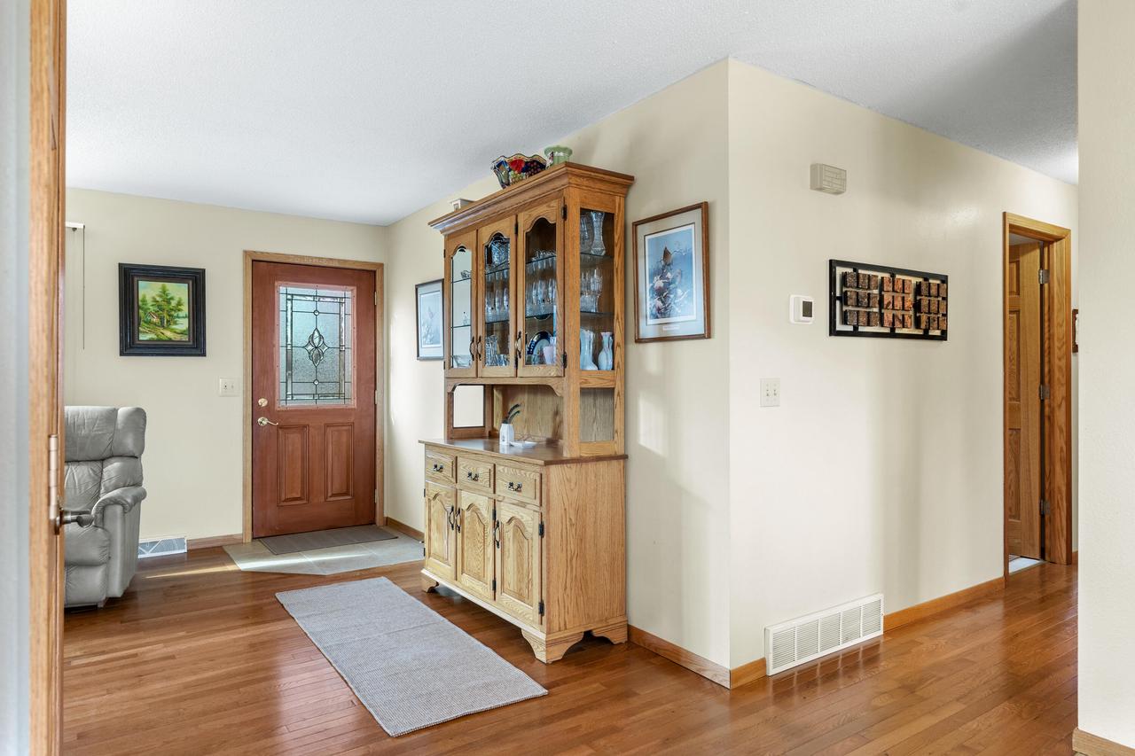 W8408 Woodview DRIVE