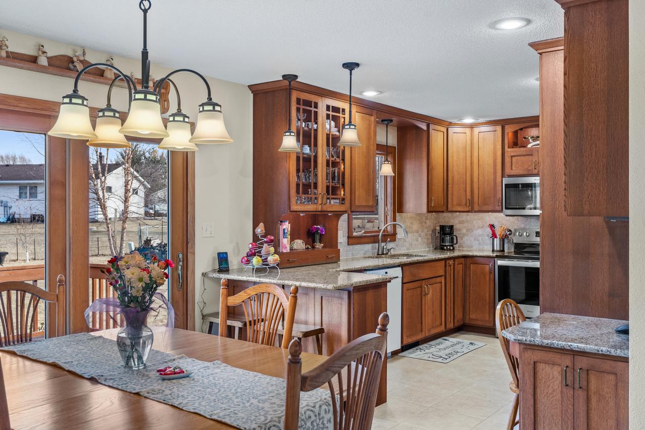 W8408 Woodview DRIVE