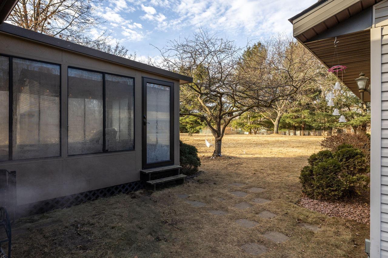 N7049 Elizabeth DRIVE