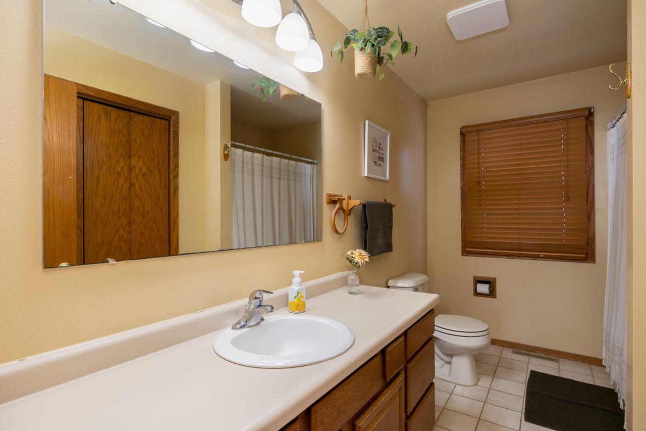 N7049 Elizabeth DRIVE