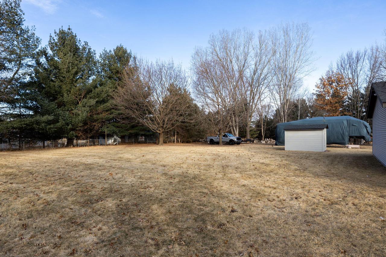 N7049 Elizabeth DRIVE