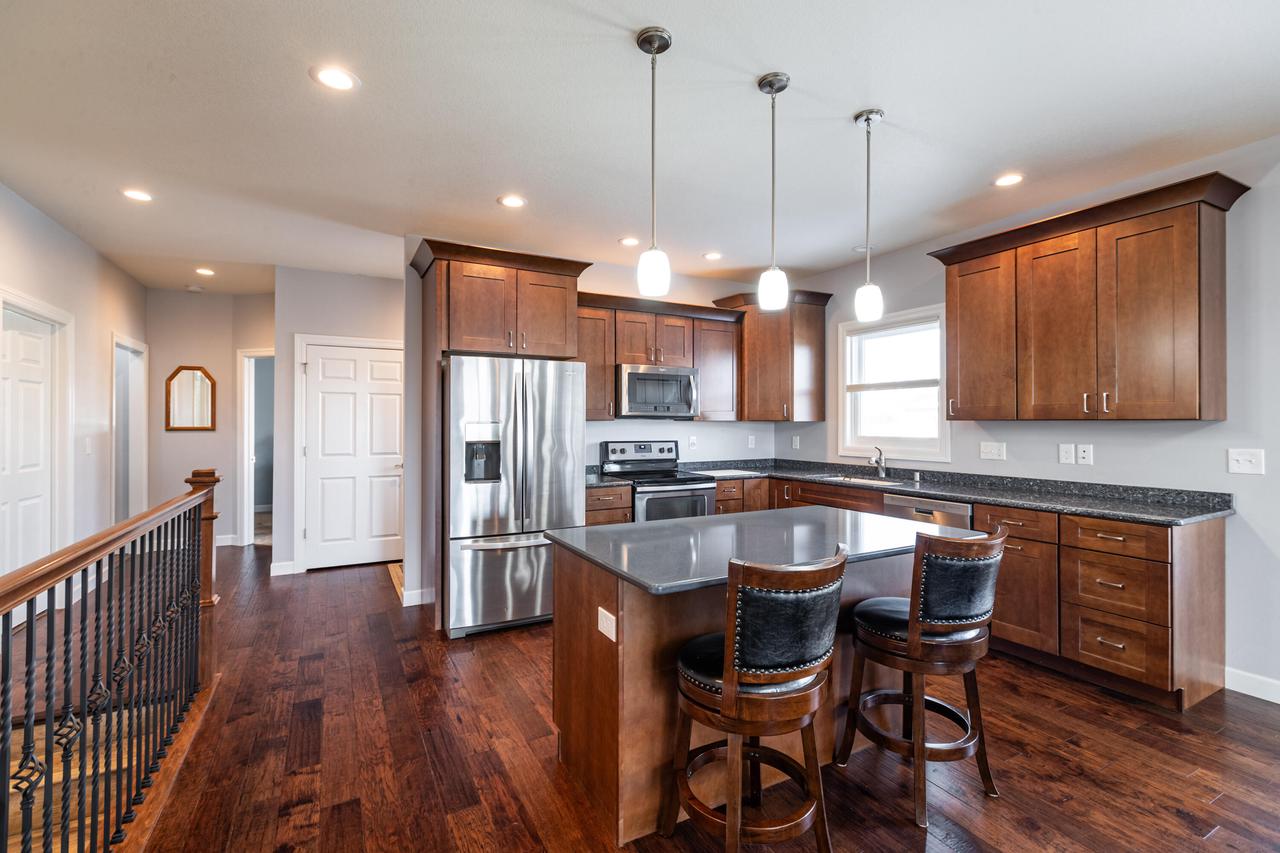 W4967 Battlestone Station ROAD 4