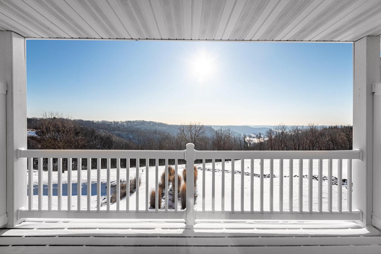 W4967 Battlestone Station ROAD 4