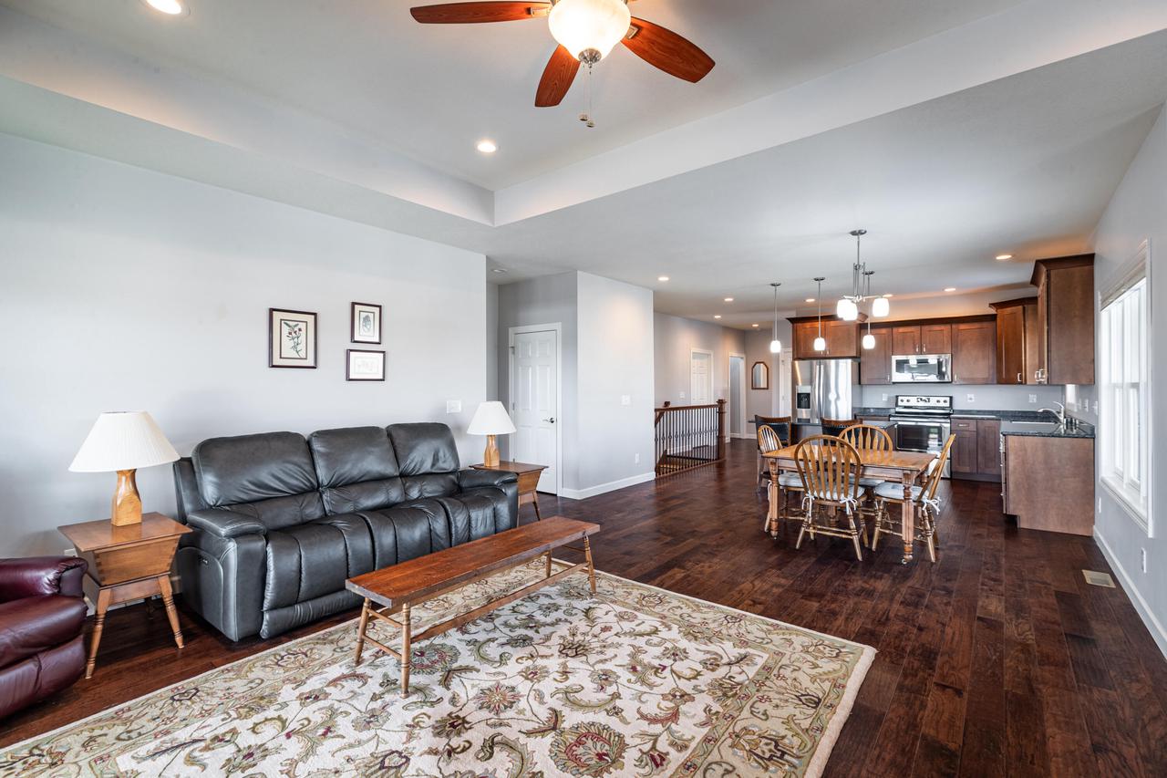 W4967 Battlestone Station ROAD 4