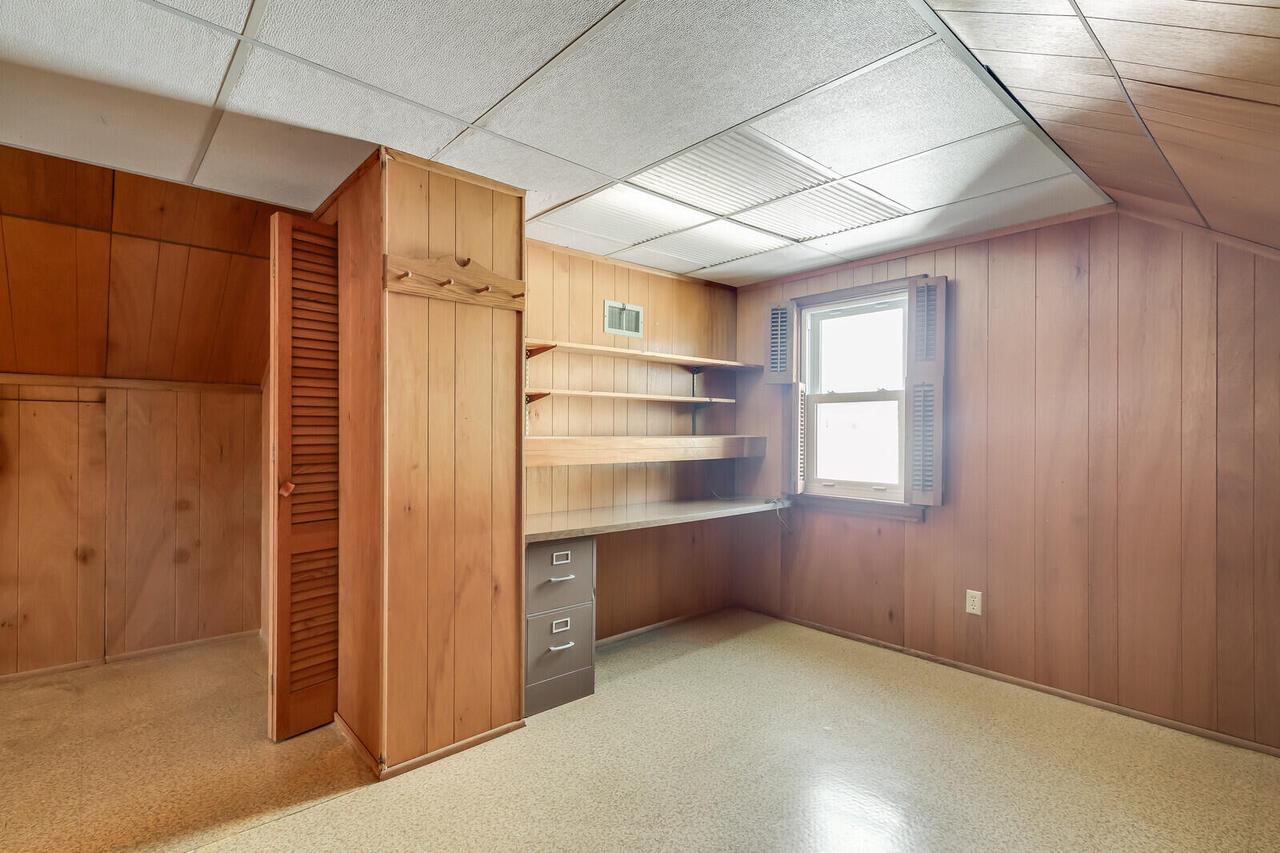 2116 15th PLACE SOUTH South