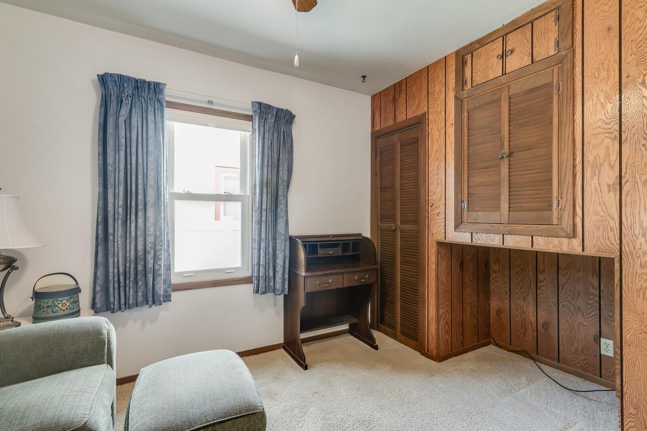 2116 15th PLACE SOUTH South