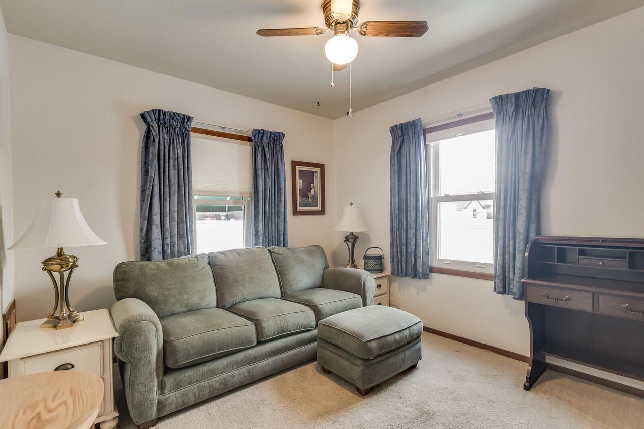 2116 15th PLACE SOUTH South