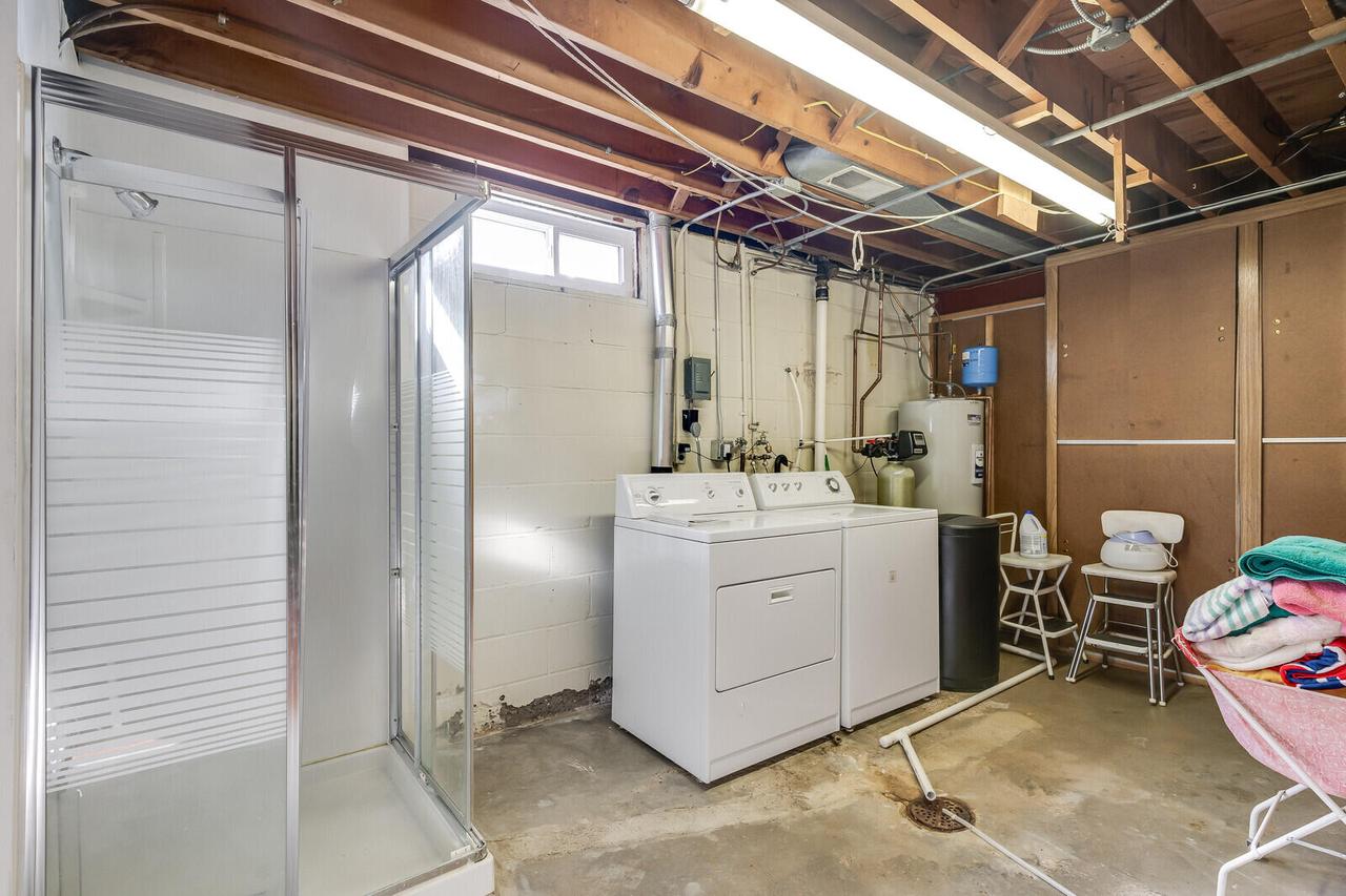 2116 15th PLACE SOUTH South