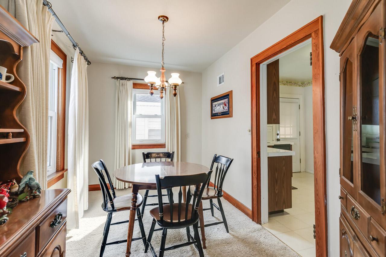 2116 15th PLACE SOUTH South