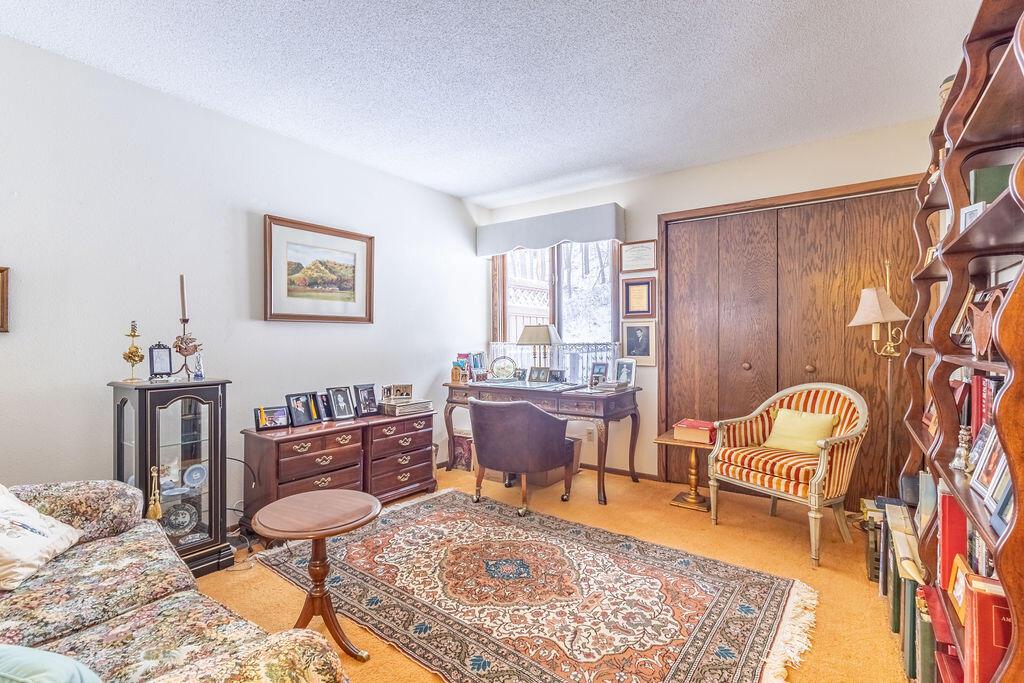 4017 Cliffside DRIVE