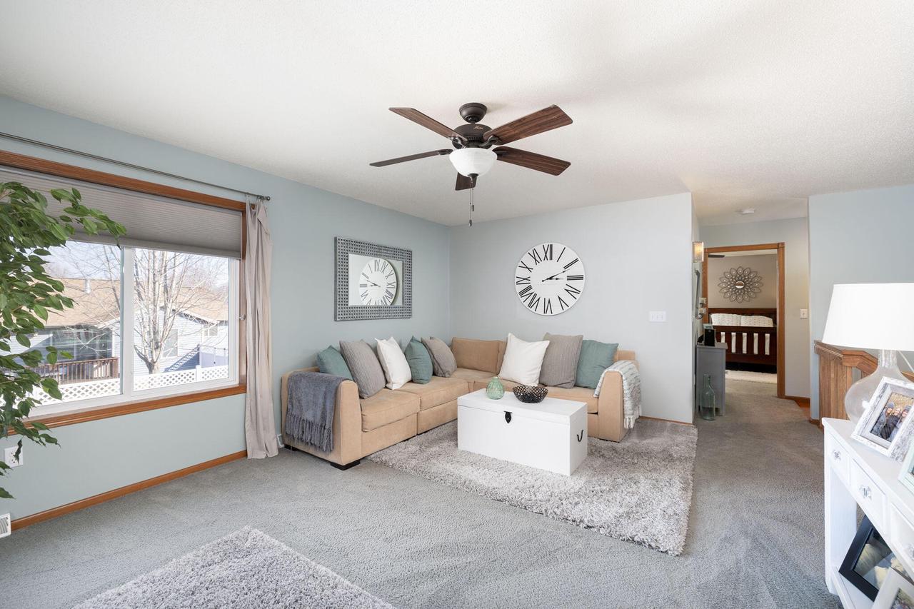 303 Cherry LANE NORTH North