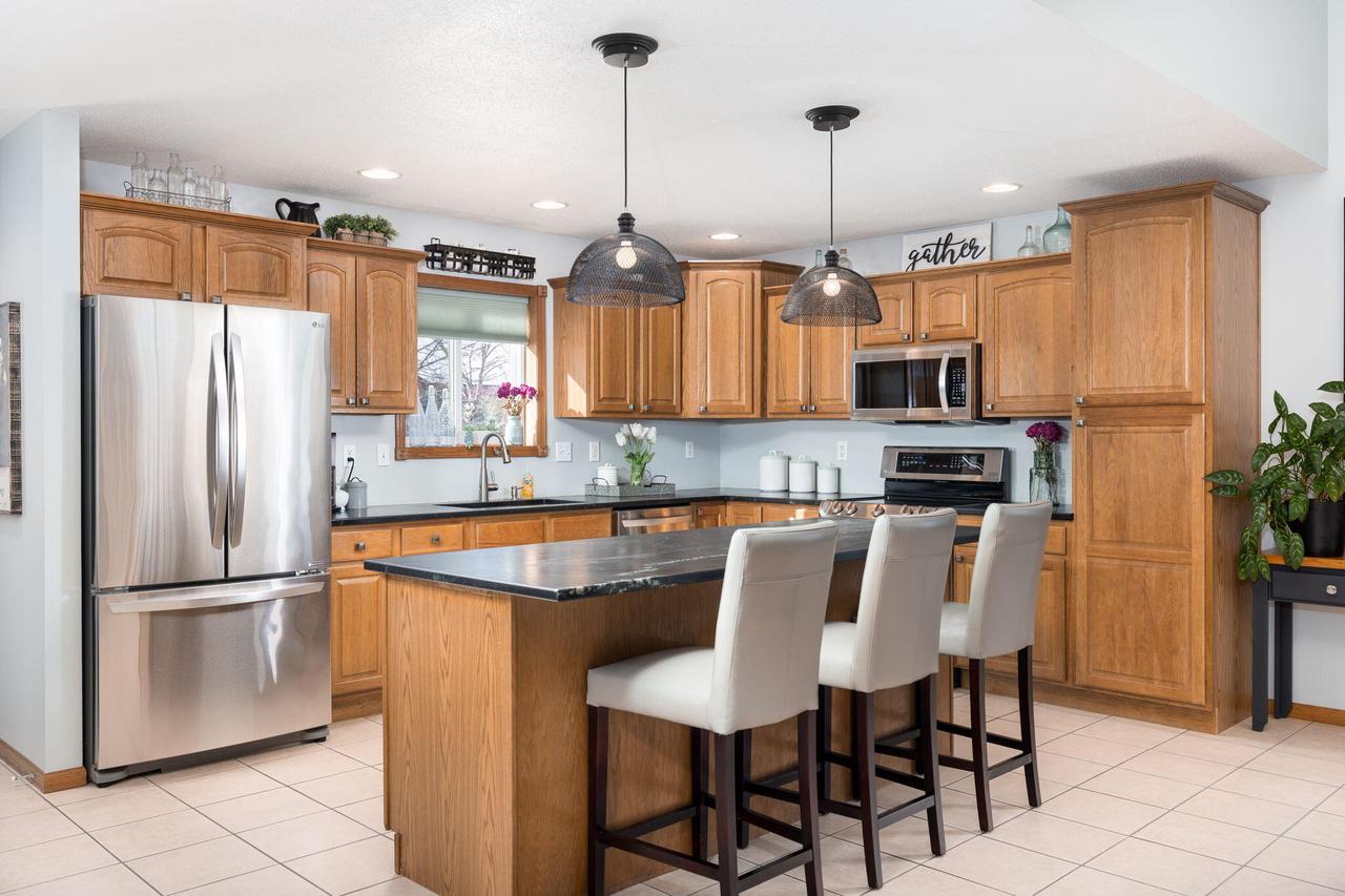 303 Cherry LANE NORTH North