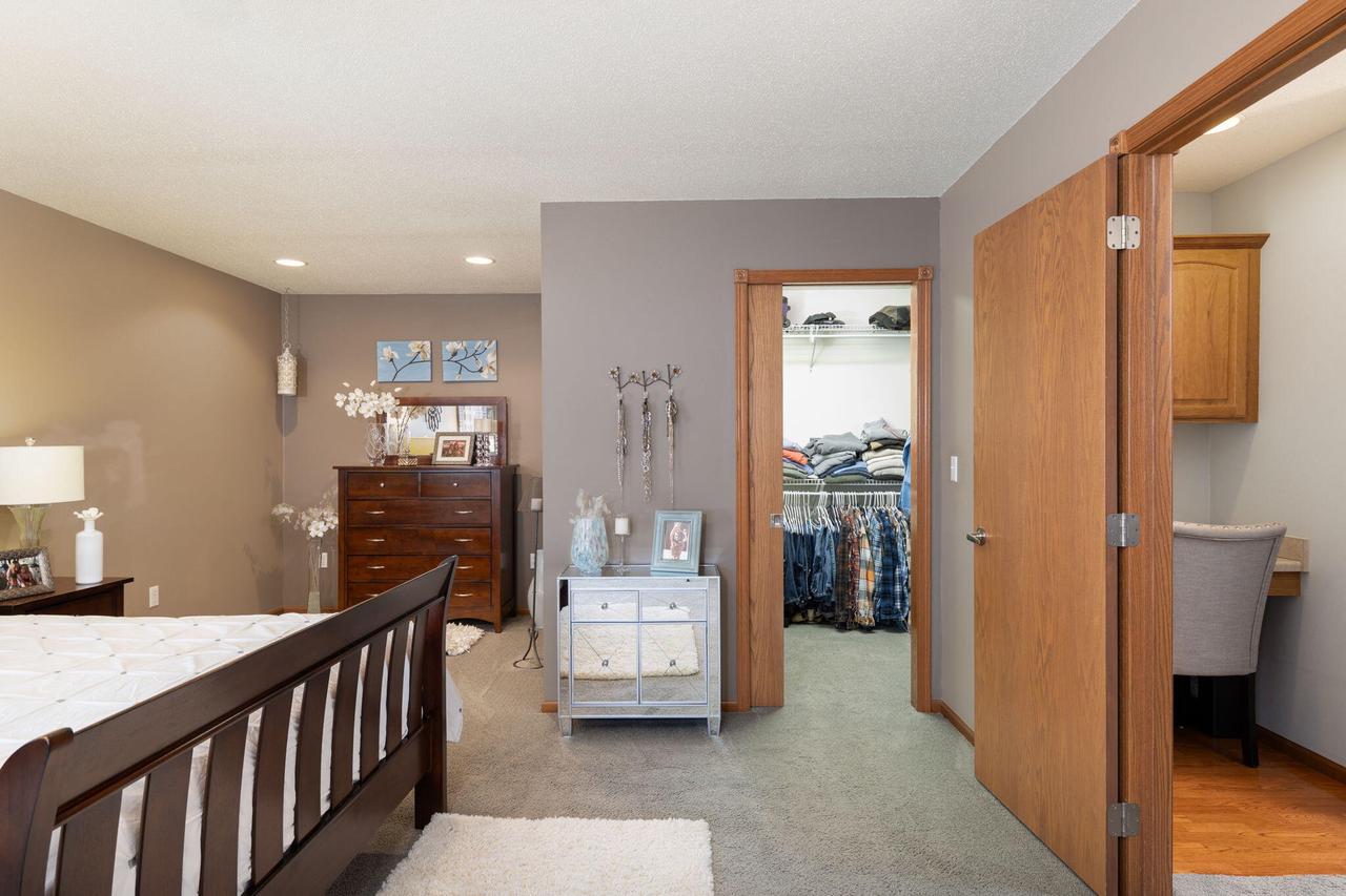 303 Cherry LANE NORTH North