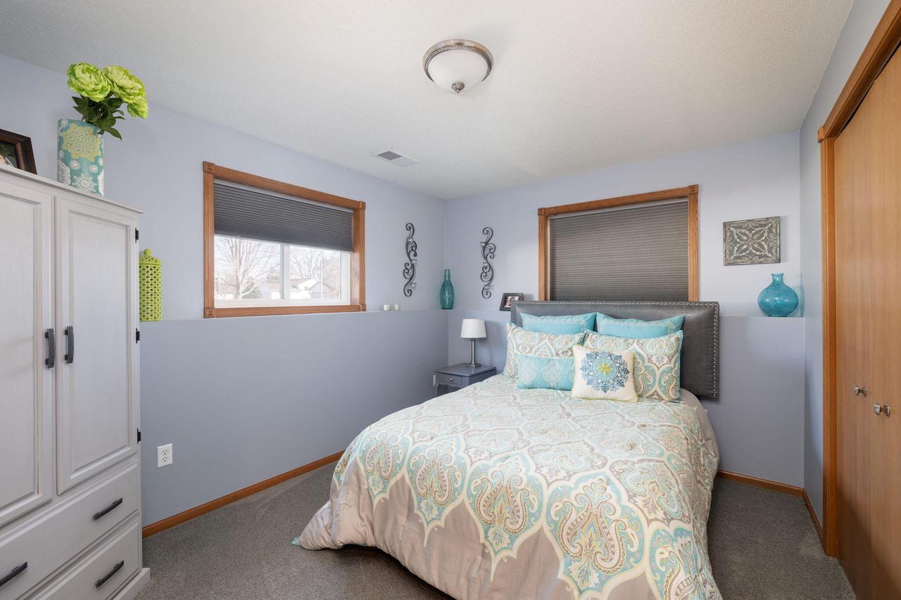 303 Cherry LANE NORTH North