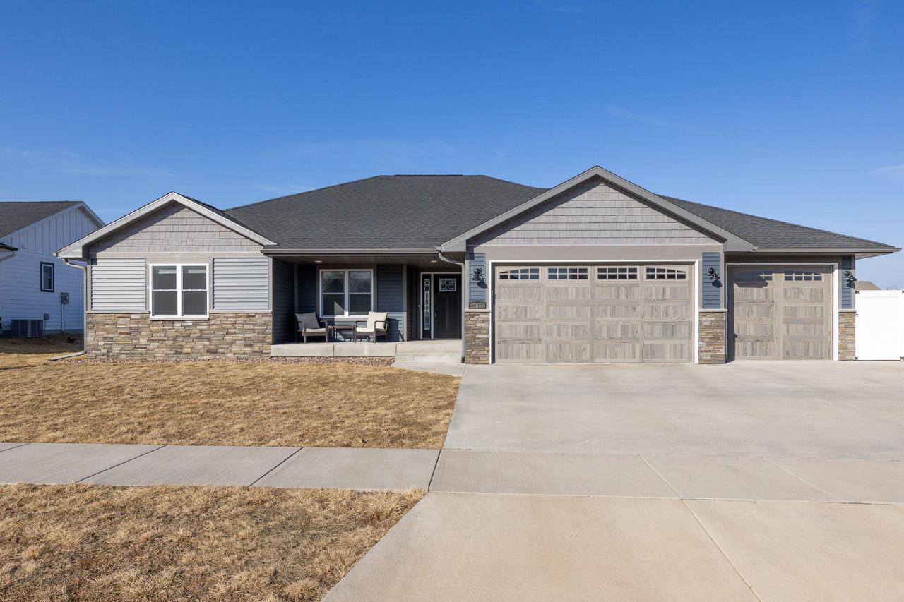 205 Tom Anderson STREET