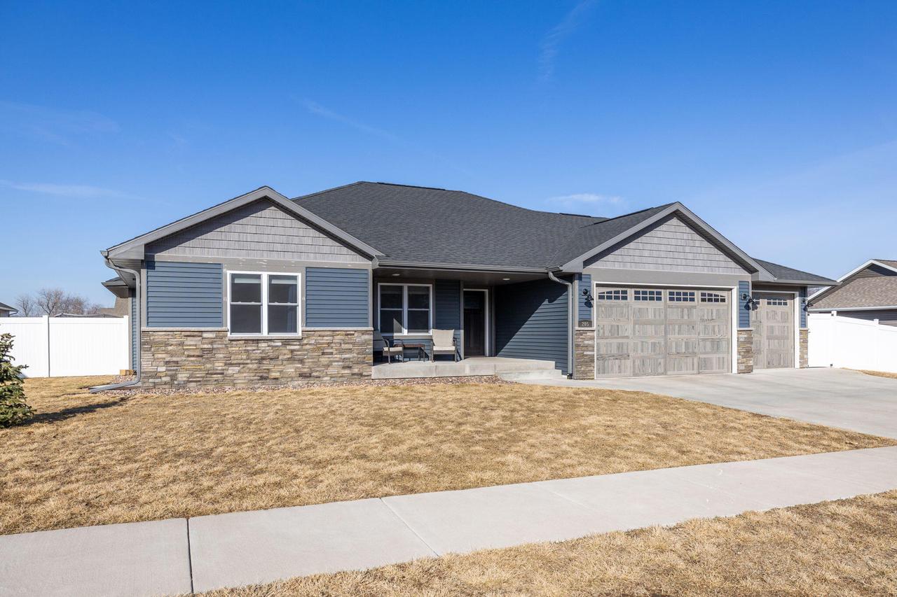 205 Tom Anderson STREET