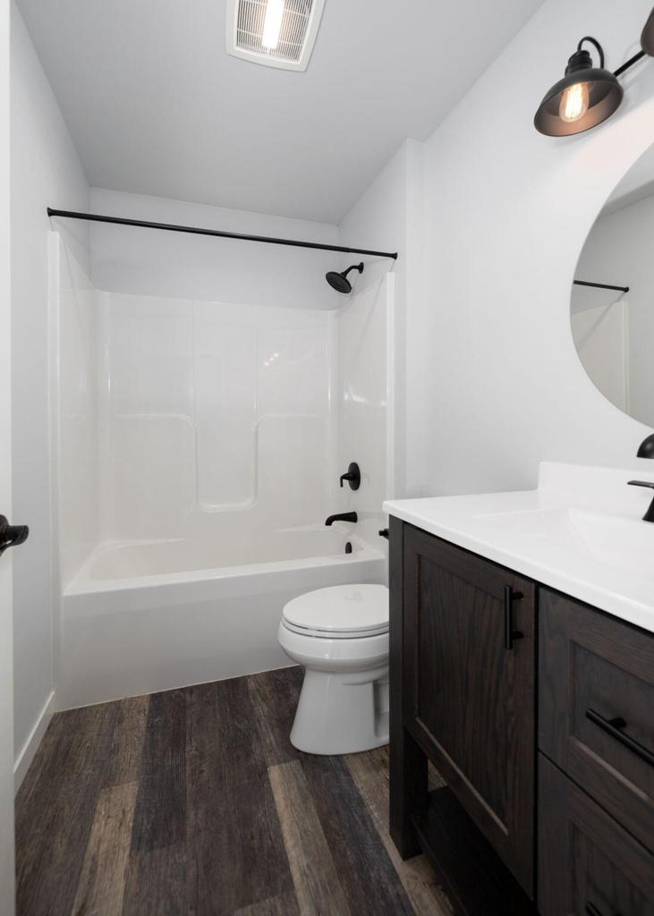 205 Tom Anderson STREET