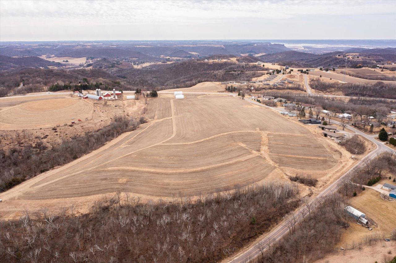 W4836 State Road 33