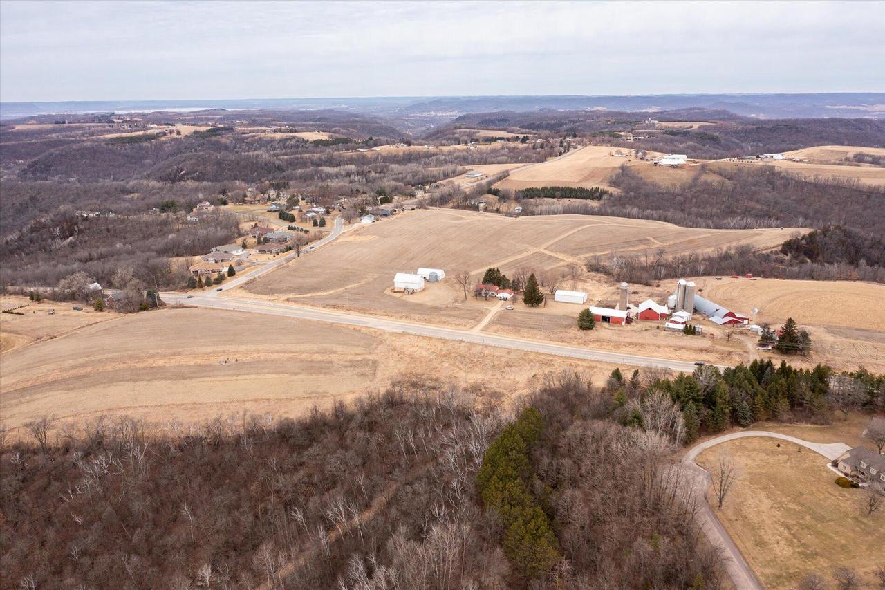W4836 State Road 33