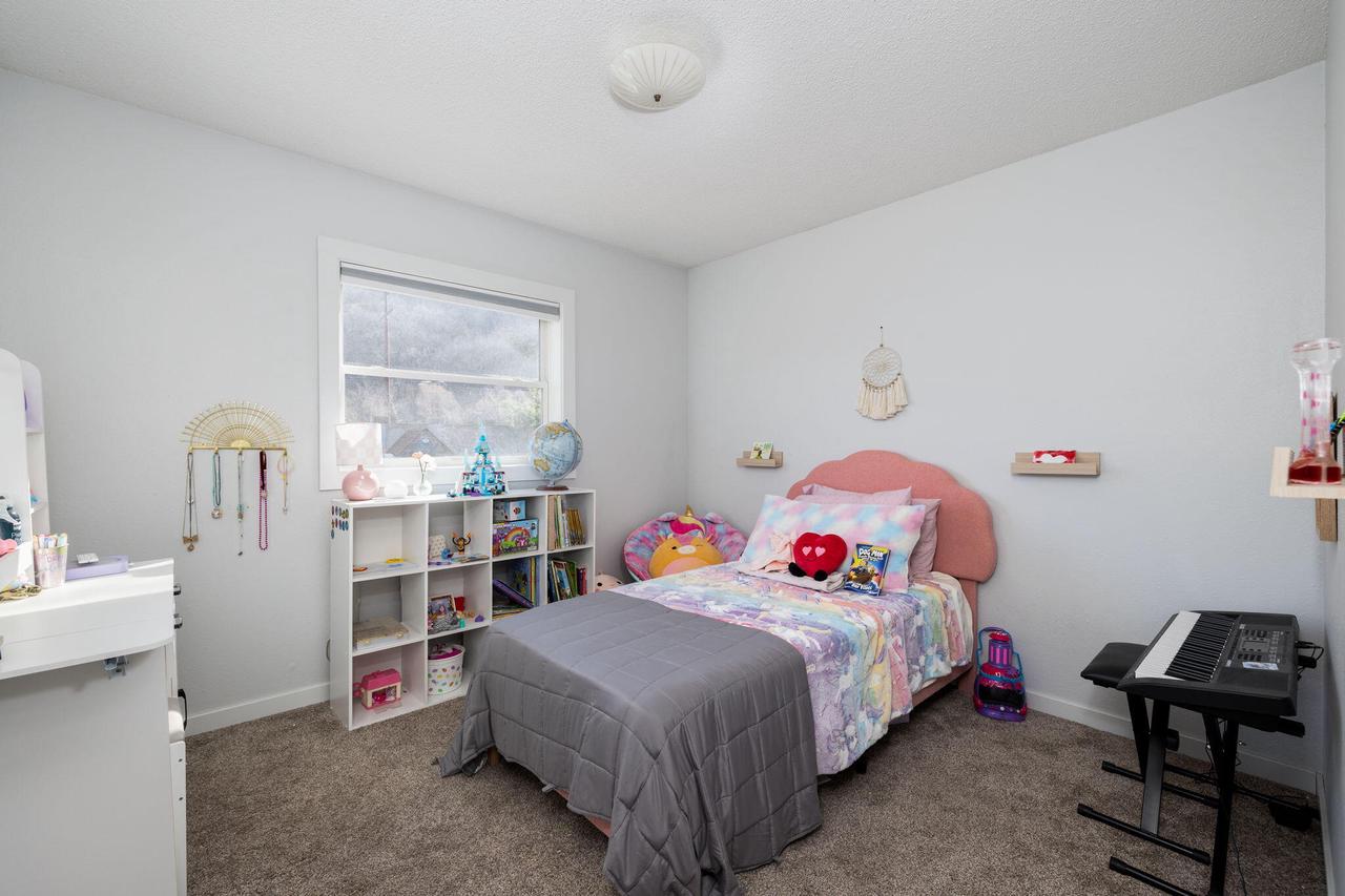 728 14th AVENUE NORTH North