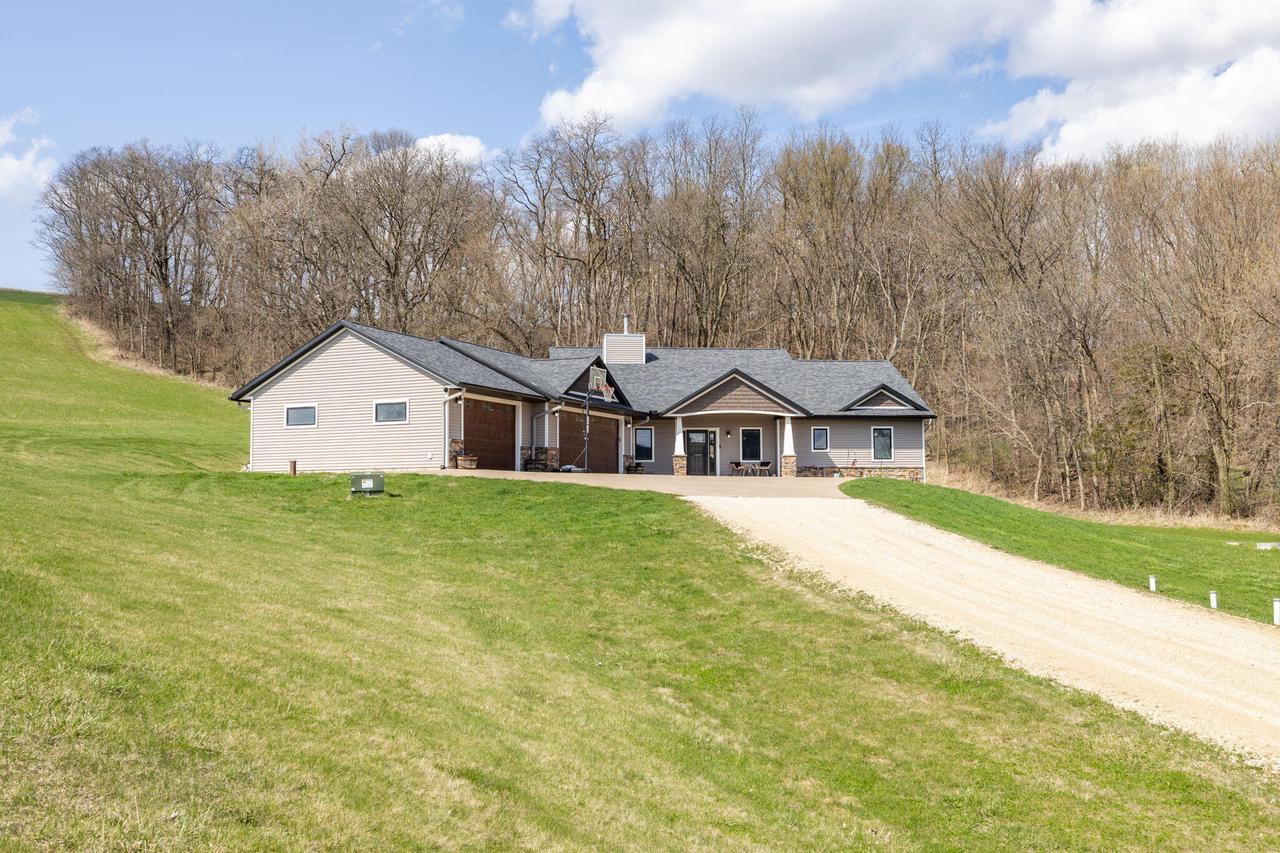 N7015 County Road W