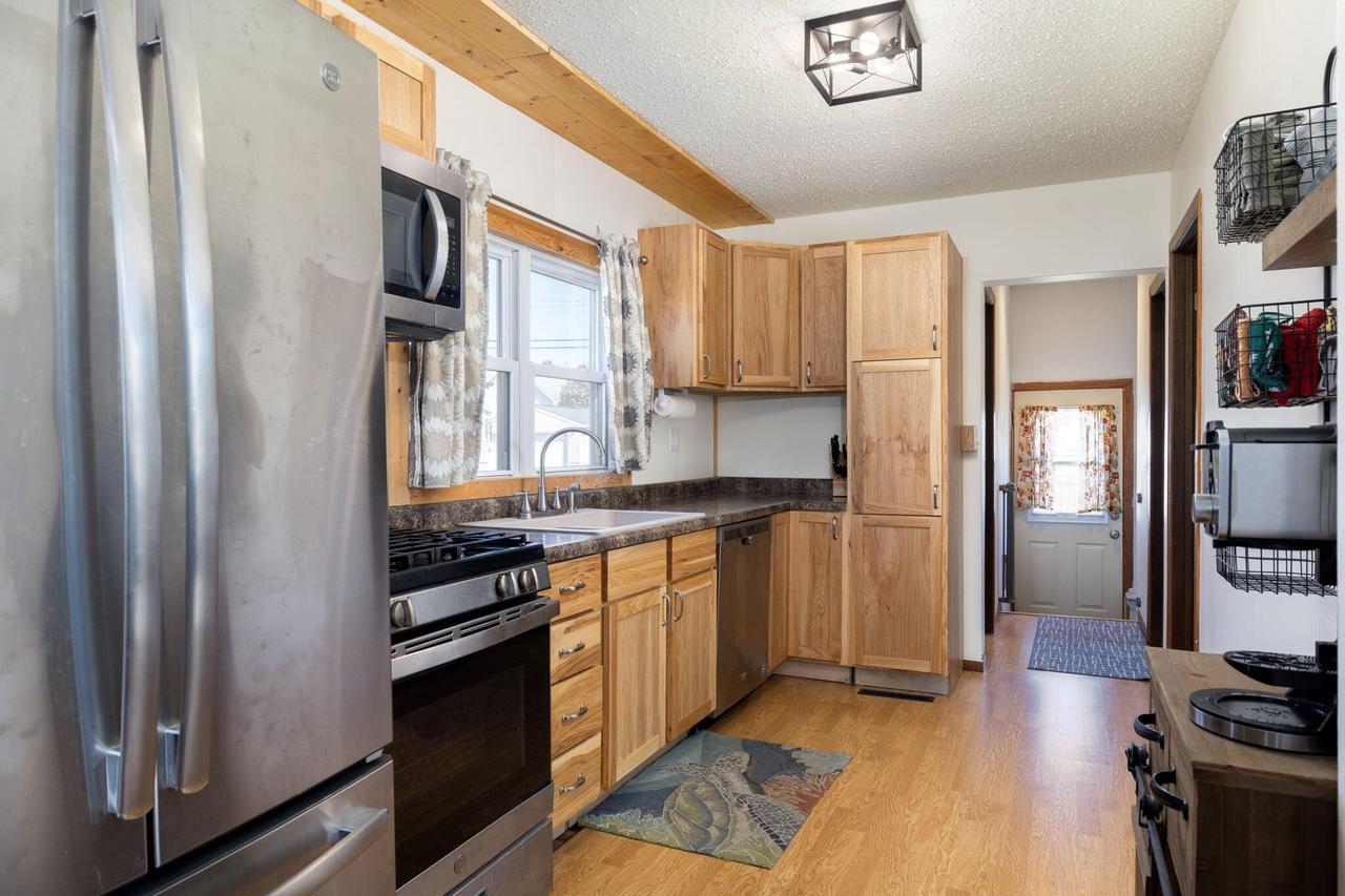 2115 Green Bay STREET