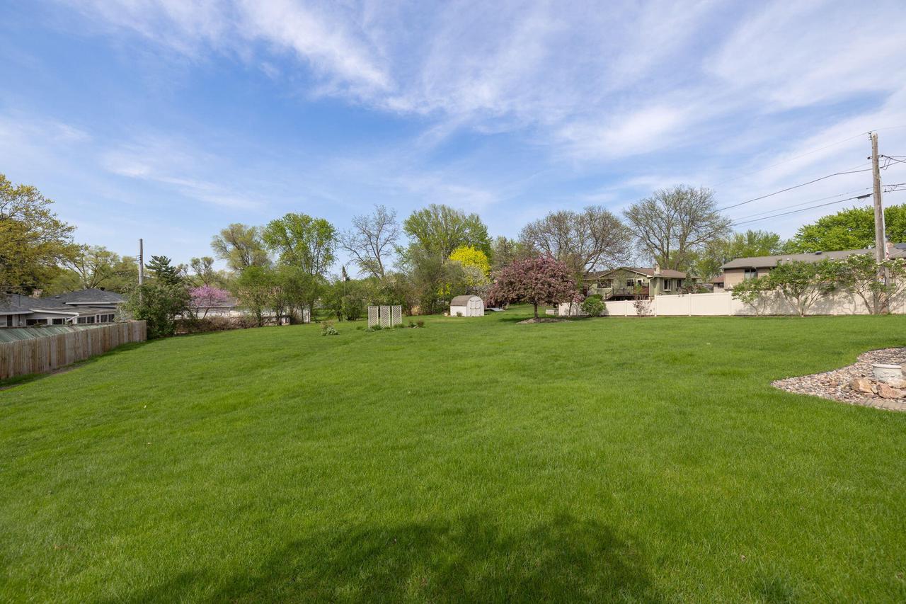 907 Lancaster STREET