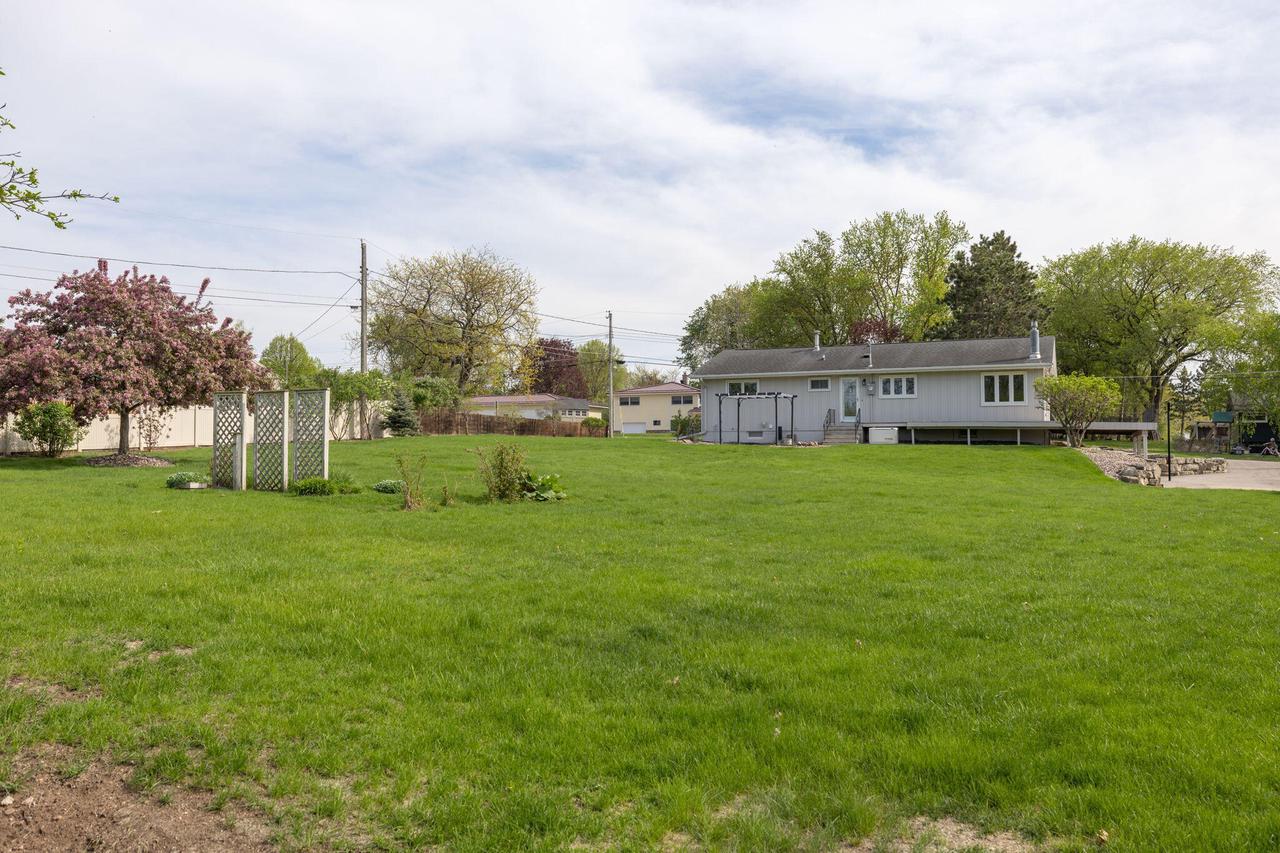 907 Lancaster STREET