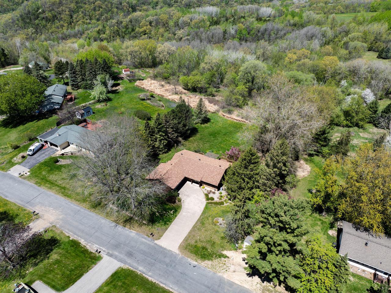 W4952 Woodhaven DRIVE