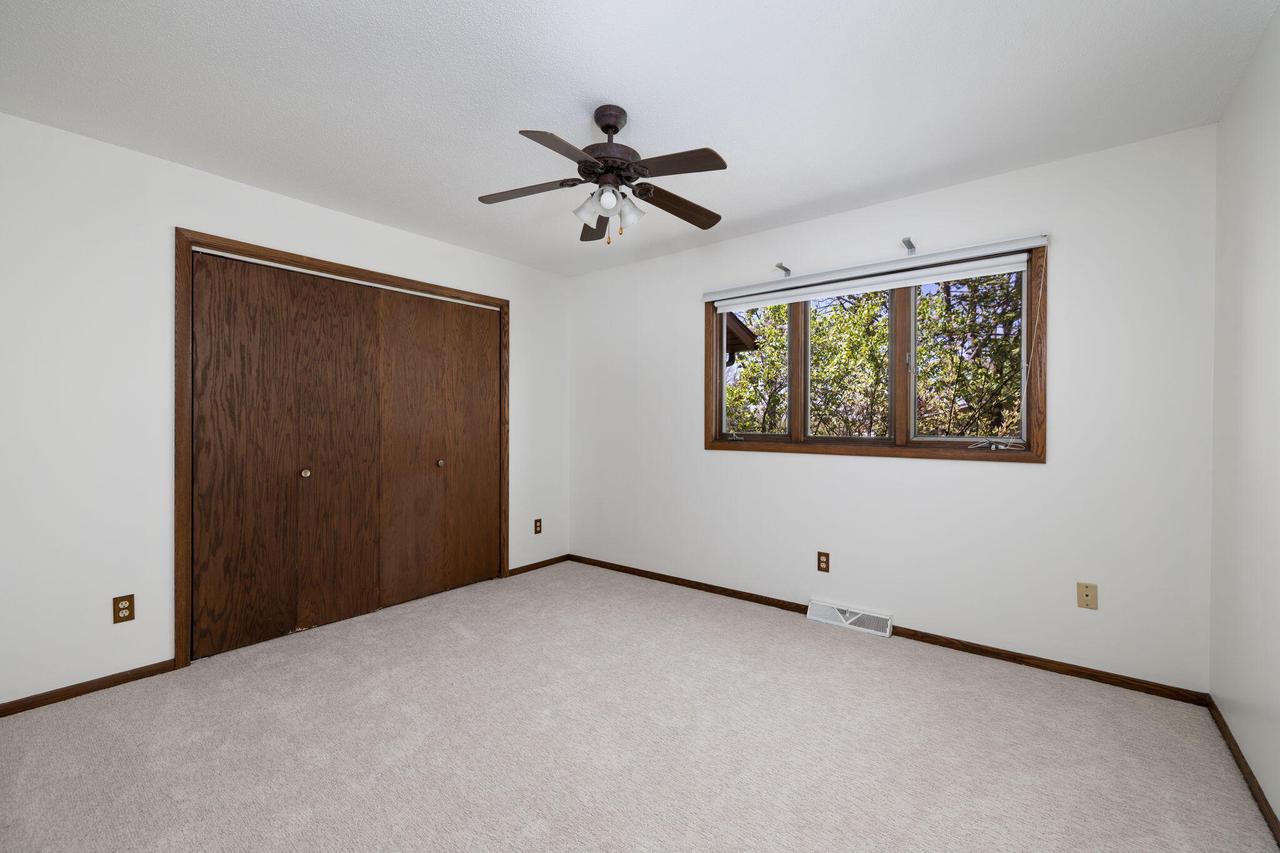 W4952 Woodhaven DRIVE