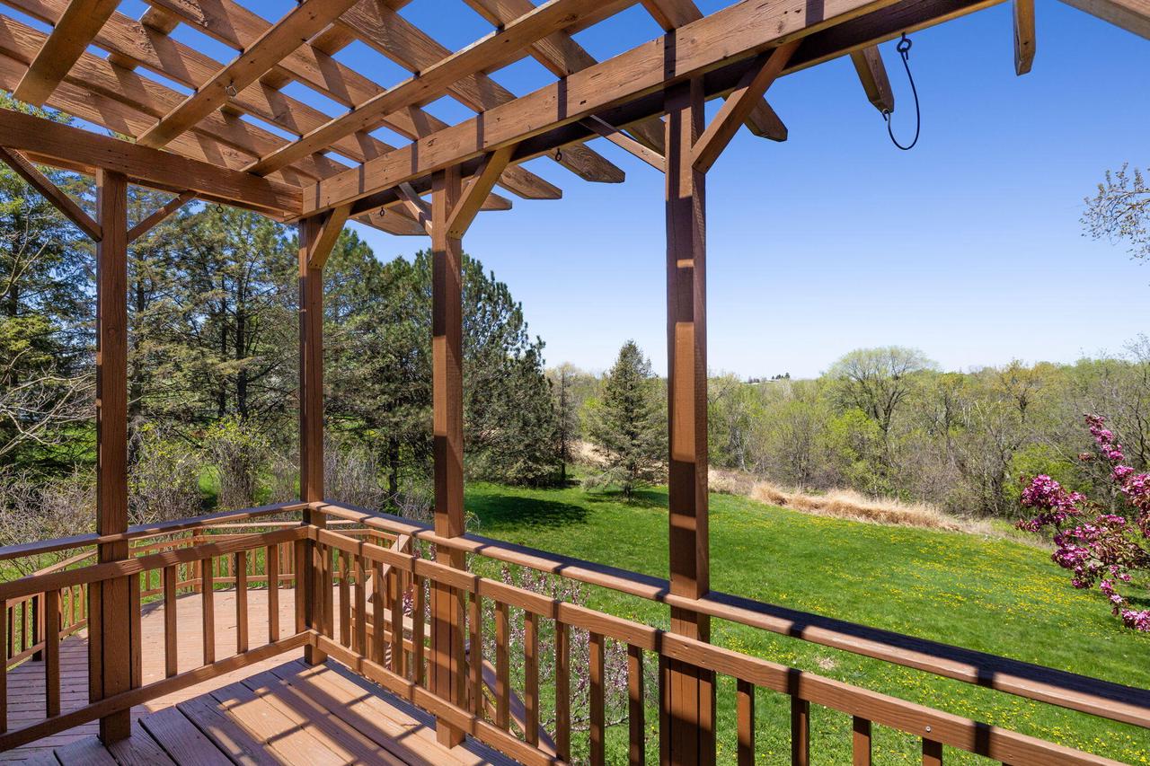 W4952 Woodhaven DRIVE