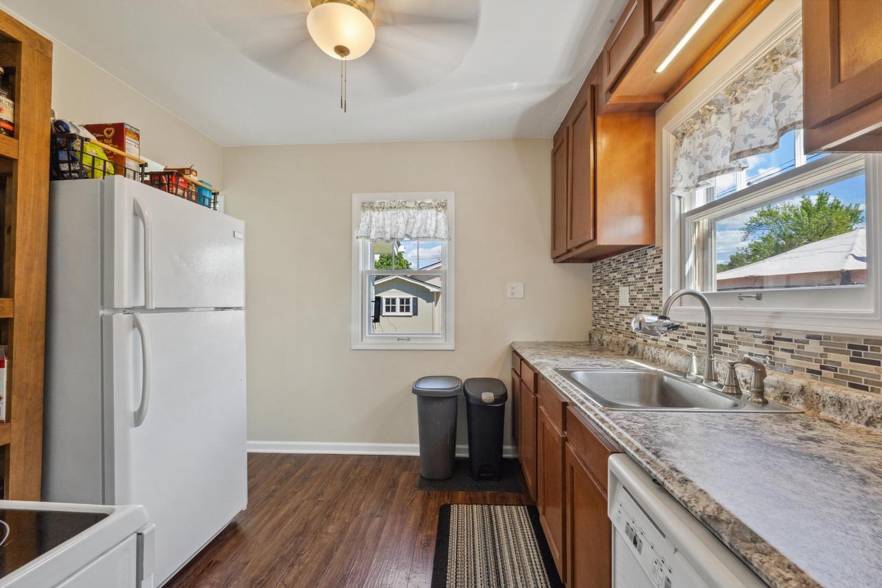 339 22ND STREET SOUTH South