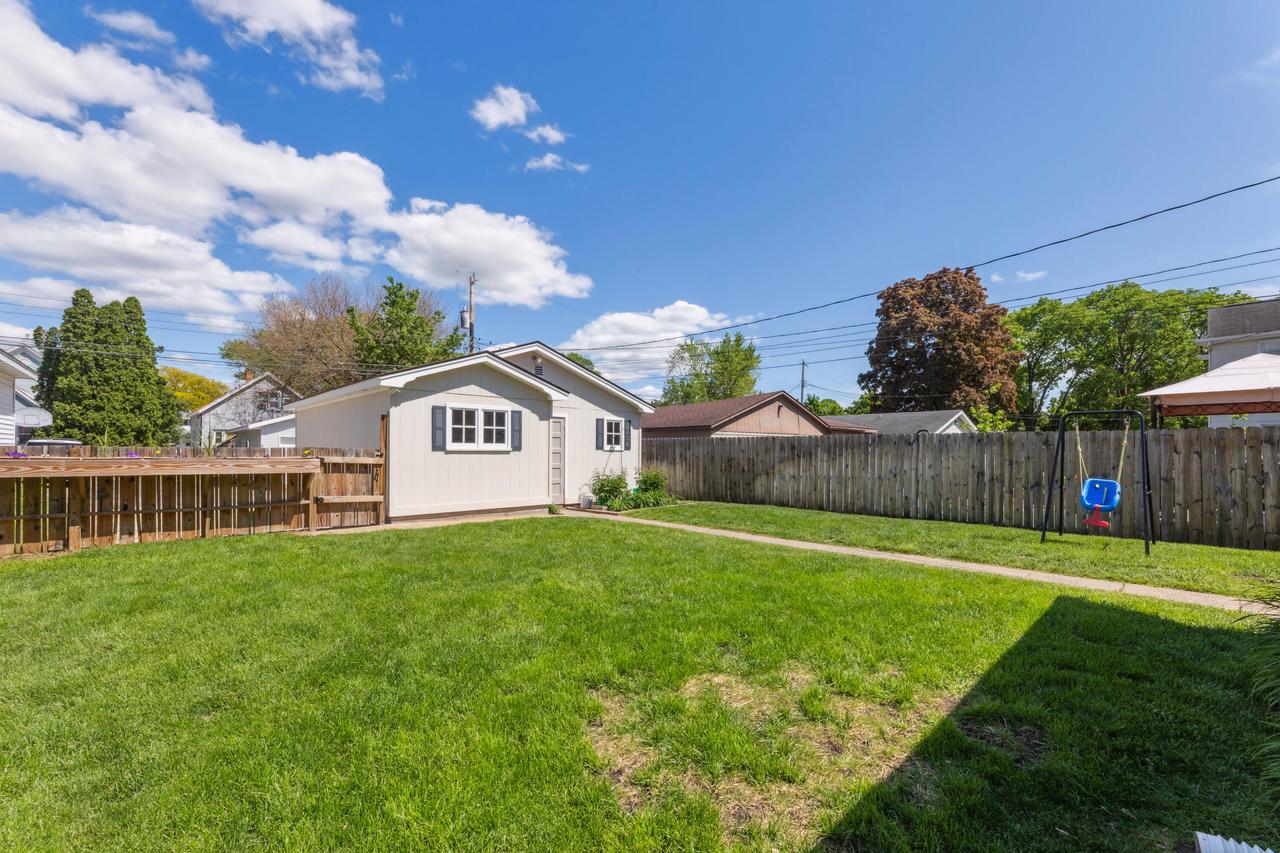 339 22ND STREET SOUTH South