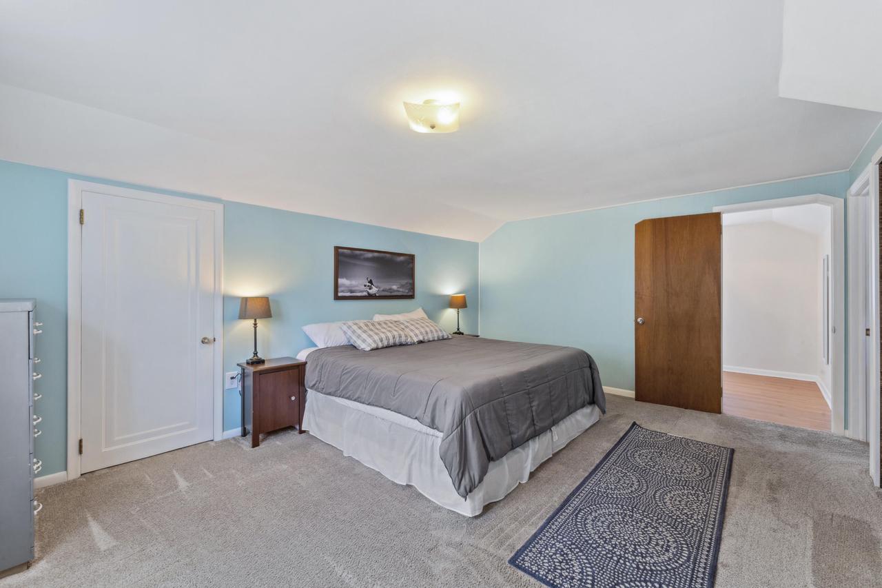 339 22ND STREET SOUTH South