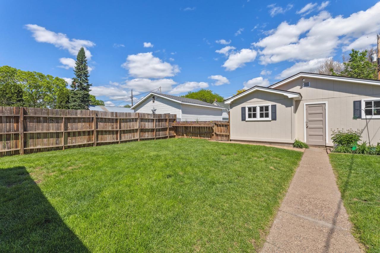 339 22ND STREET SOUTH South