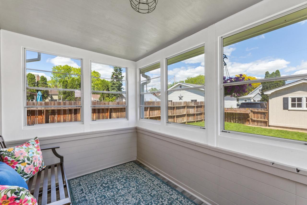 339 22ND STREET SOUTH South