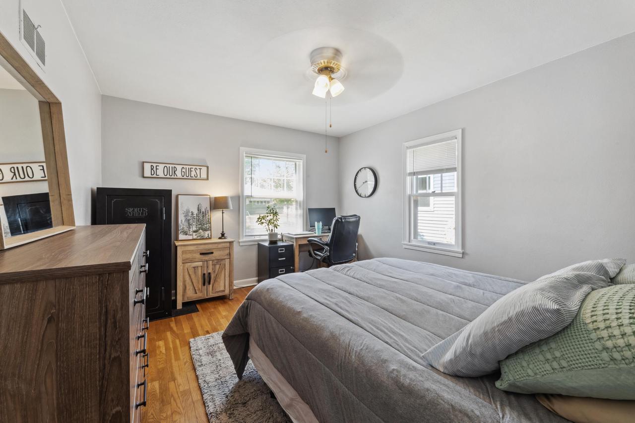 339 22ND STREET SOUTH South