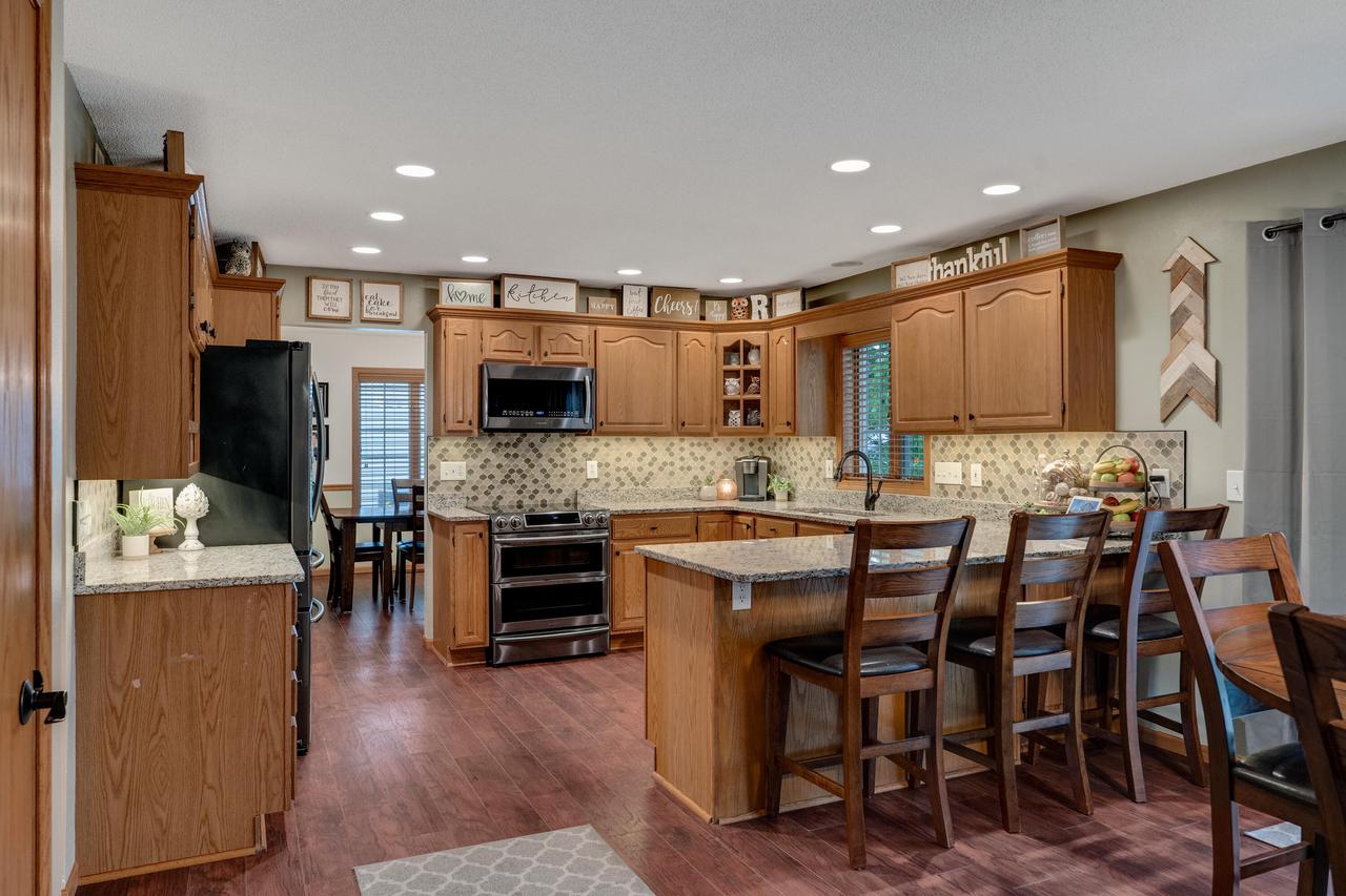 1022 Westview Circle DRIVE