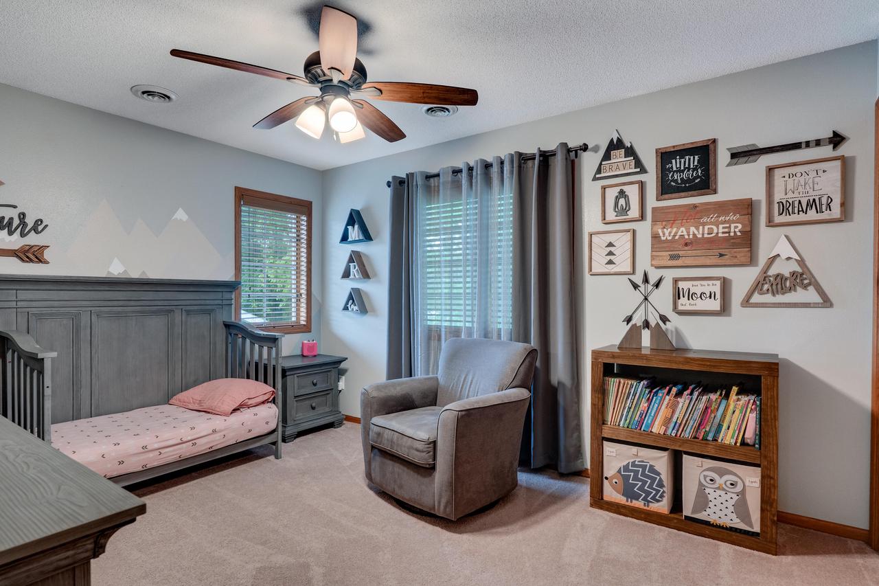 1022 Westview Circle DRIVE