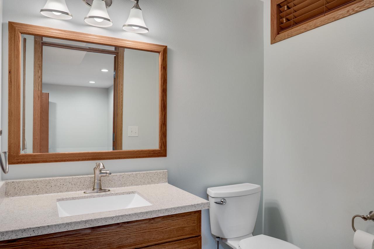 1022 Westview Circle DRIVE